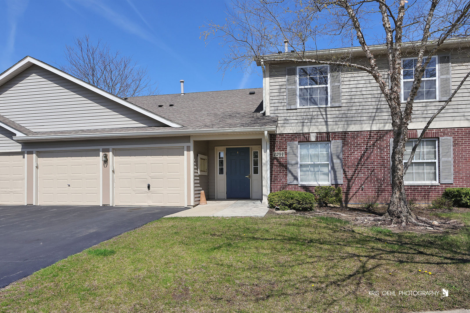1244 Red Oak Circle