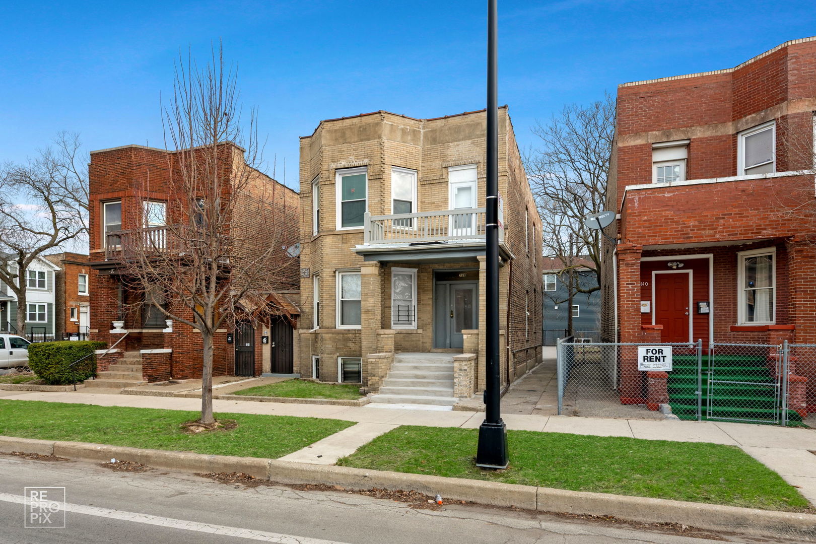 738 marquette Road