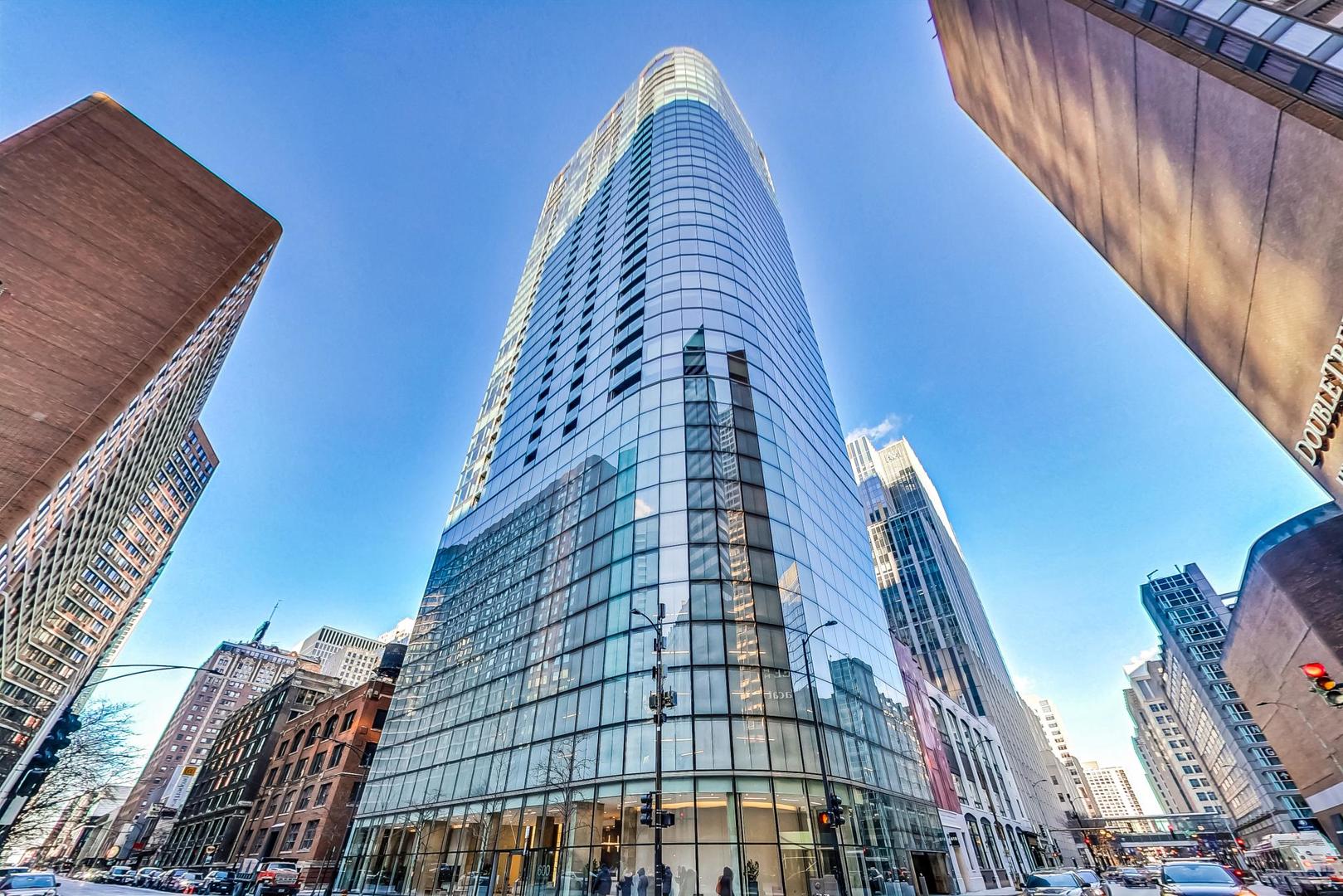 600 FAIRBANKS Court