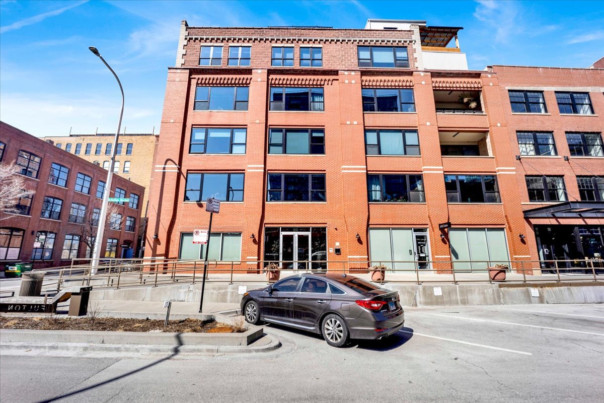1118 FULTON Street