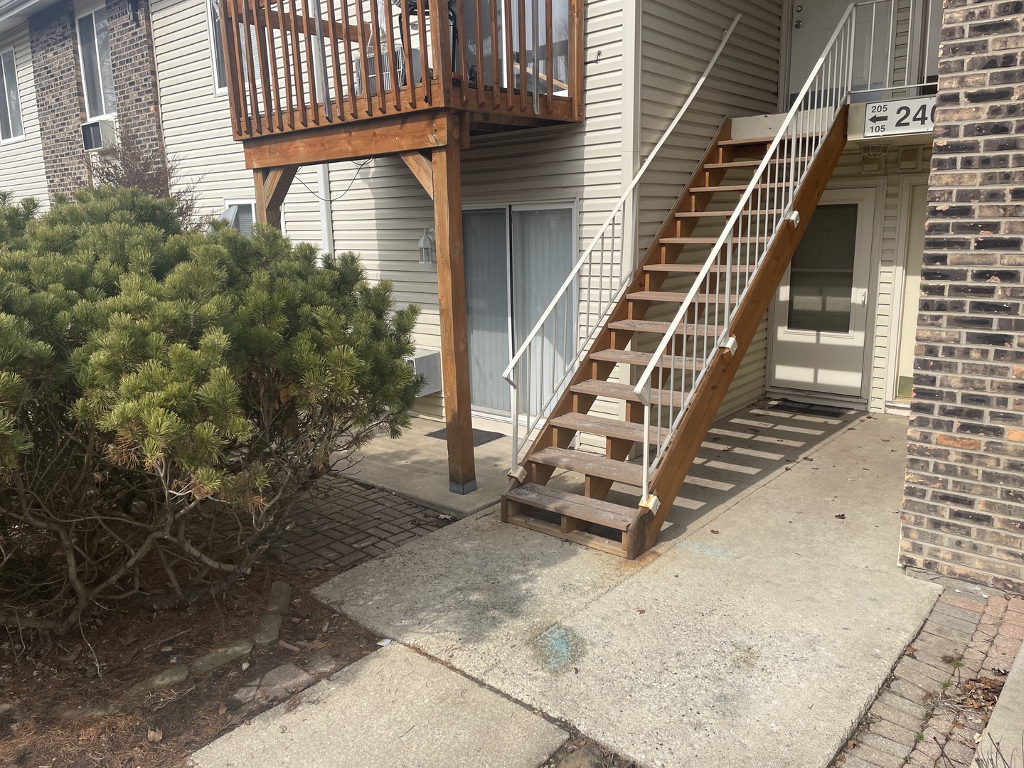 2400 light Road
