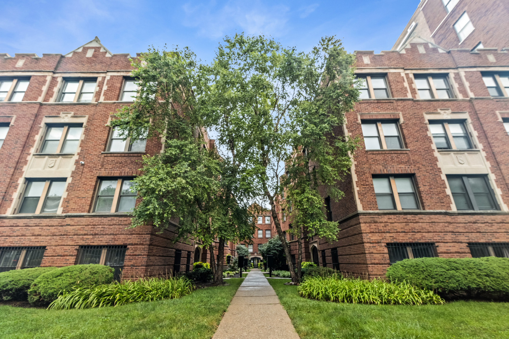 4529 Drexel Boulevard