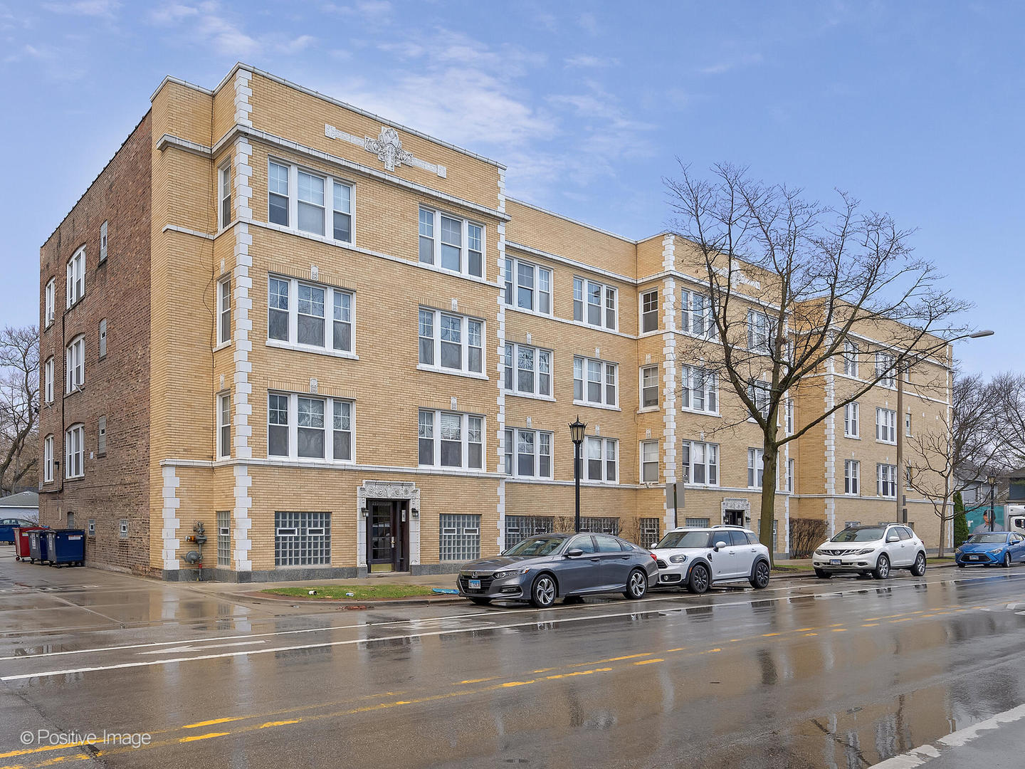 219 Chicago Avenue