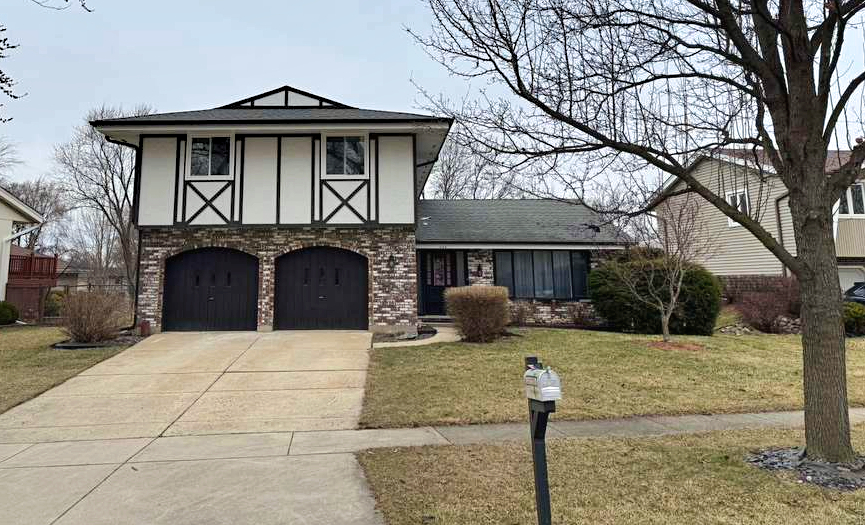 1166 Saylesville Lane