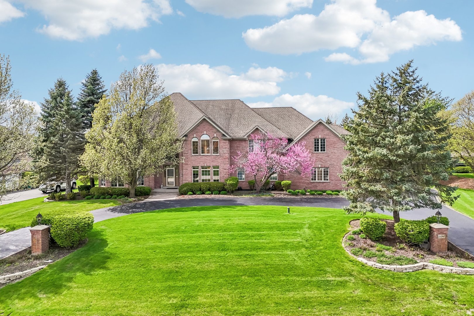 25246 Abbey Glenn Drive