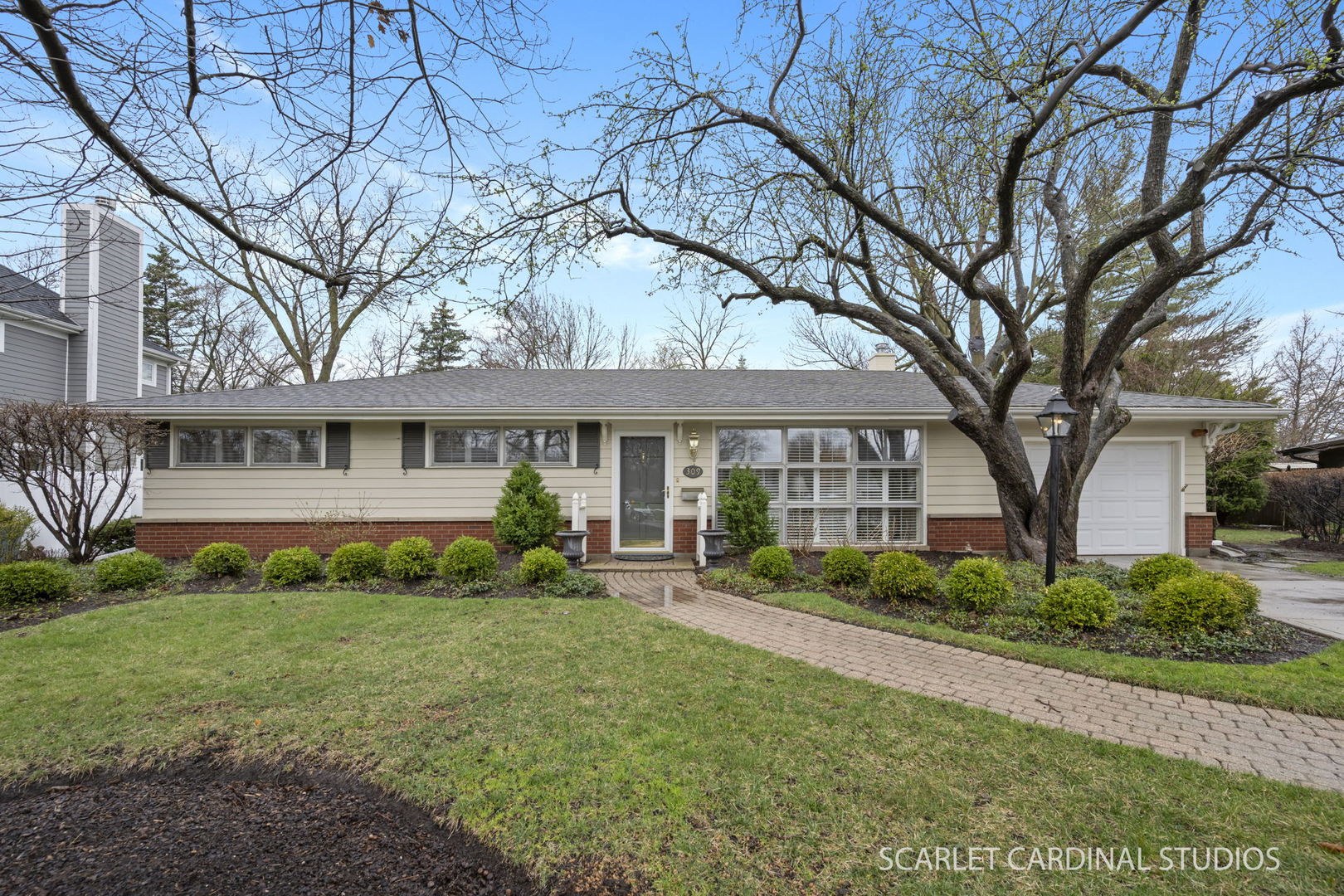 309 Brookside Circle