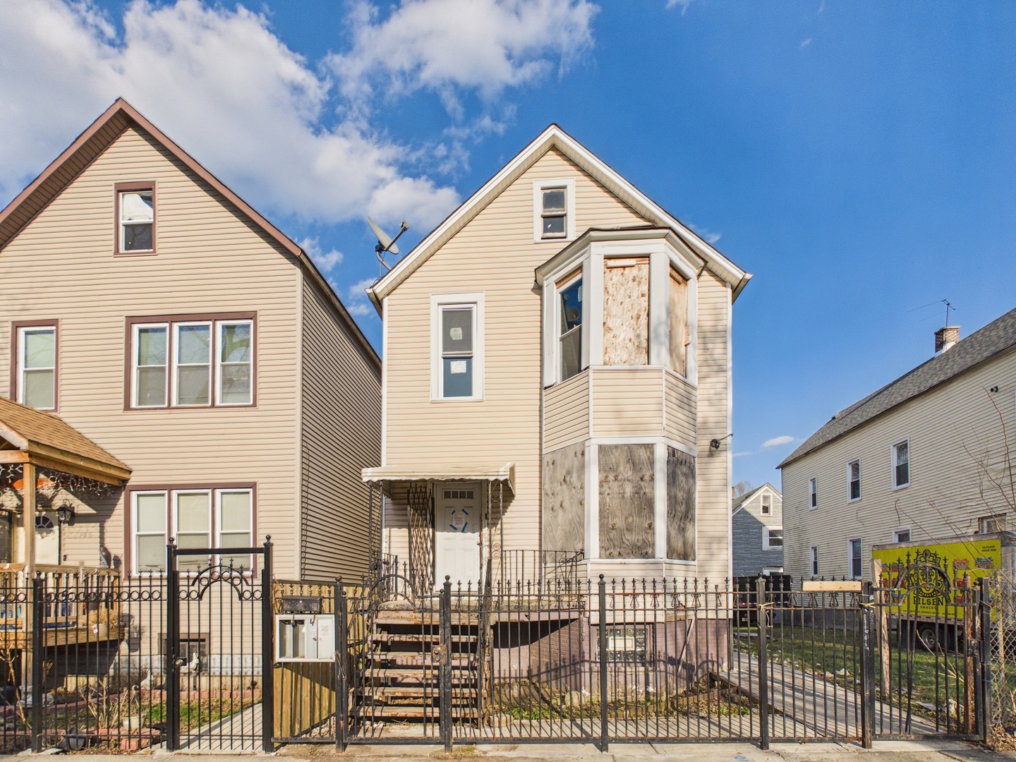 8747 Escanaba Avenue