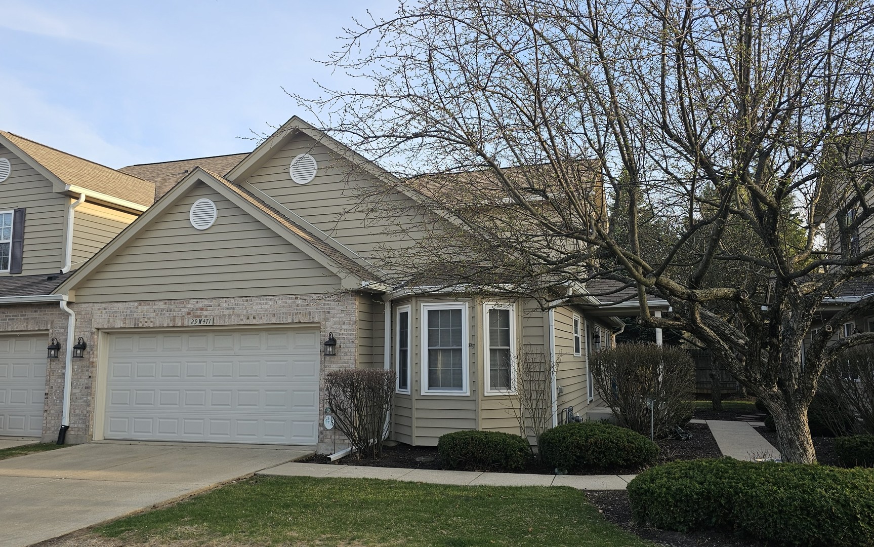29W471 Big Woods Drive