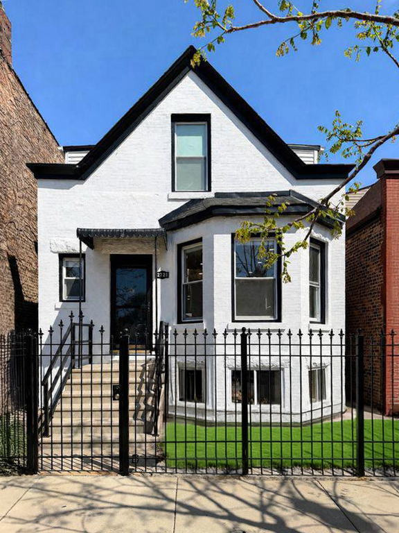 2721 Western Avenue