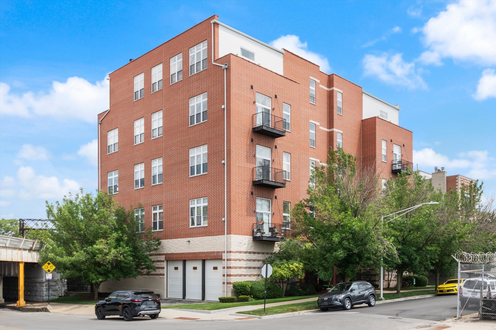 949 Willard Court
