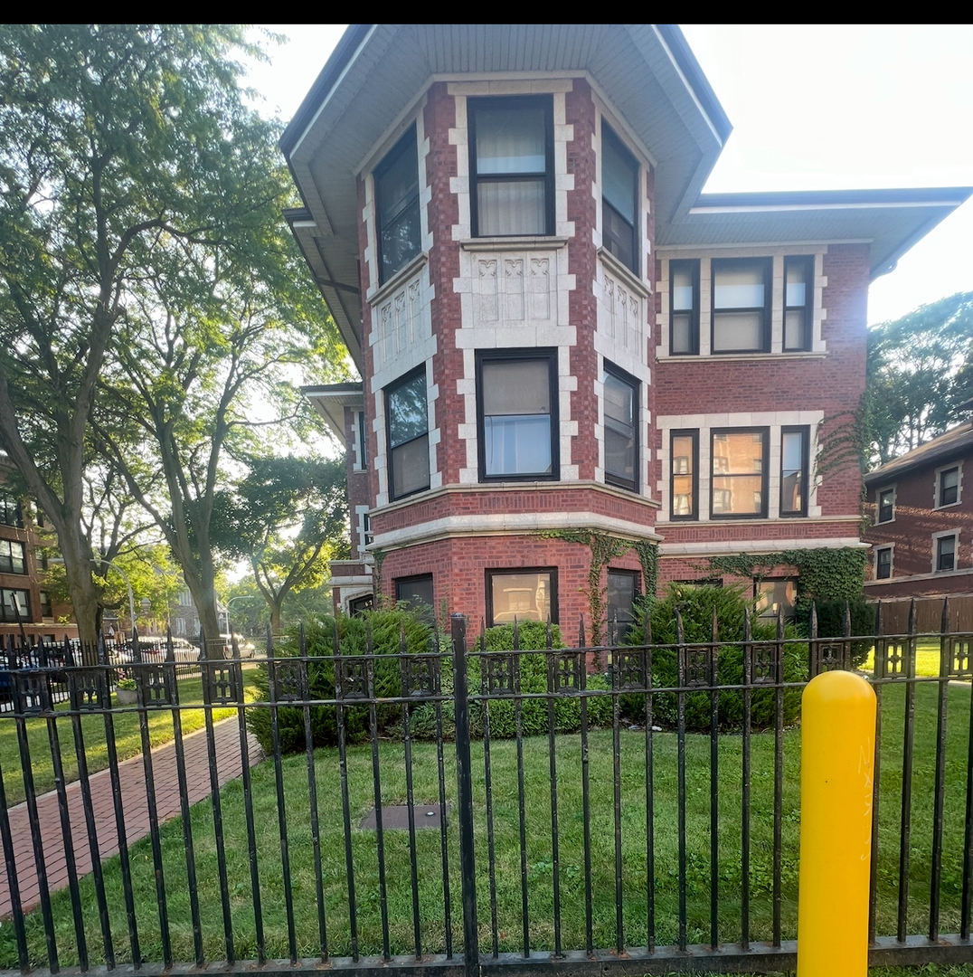 6758 Jeffery Boulevard