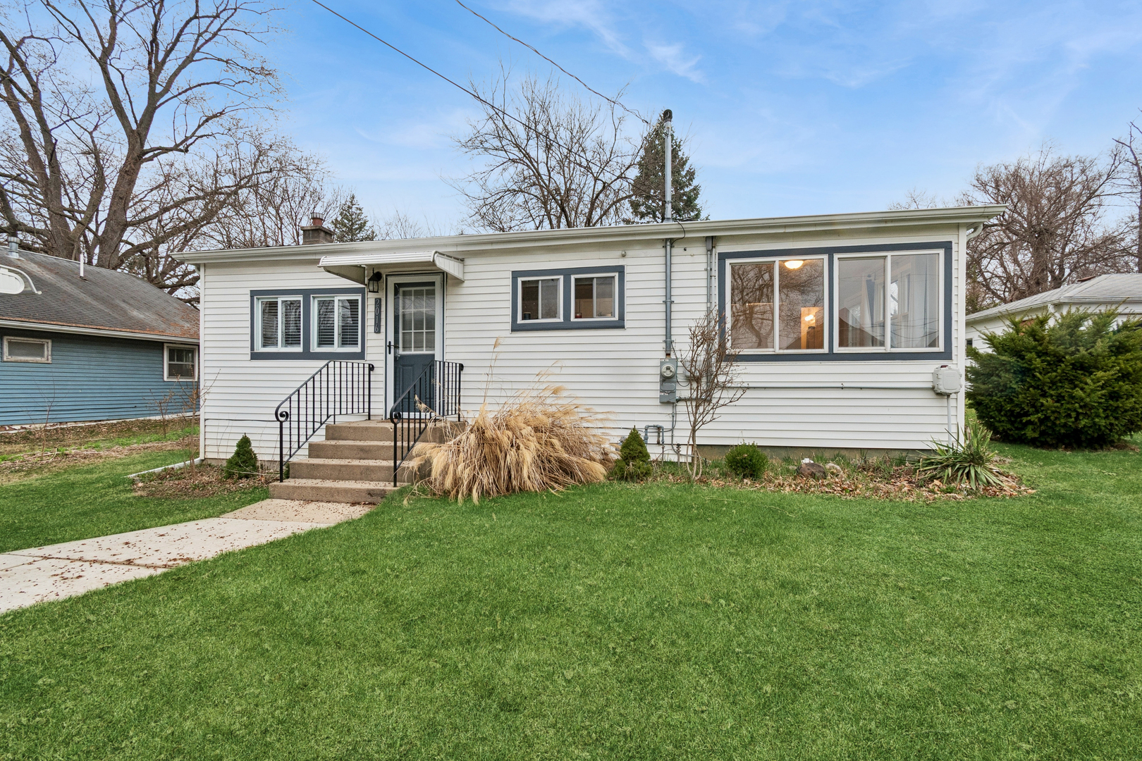2016 Sunnyside Beach Drive