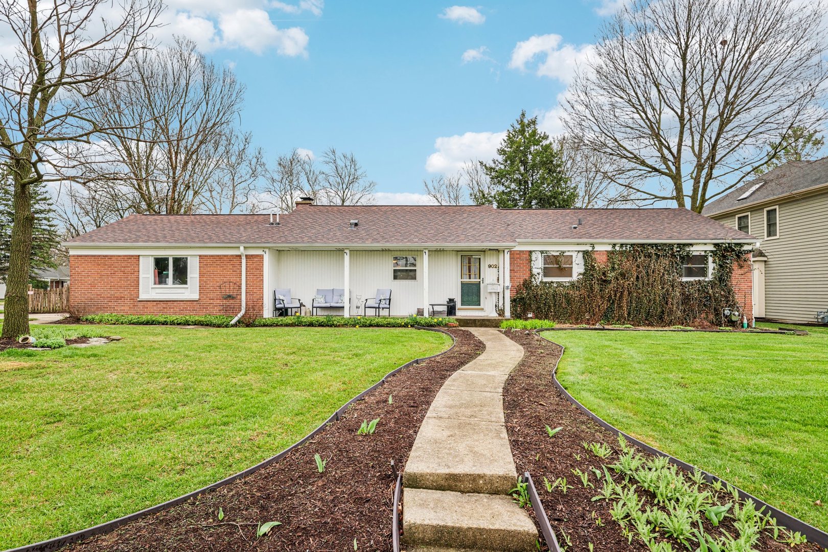 902 Arbor Court