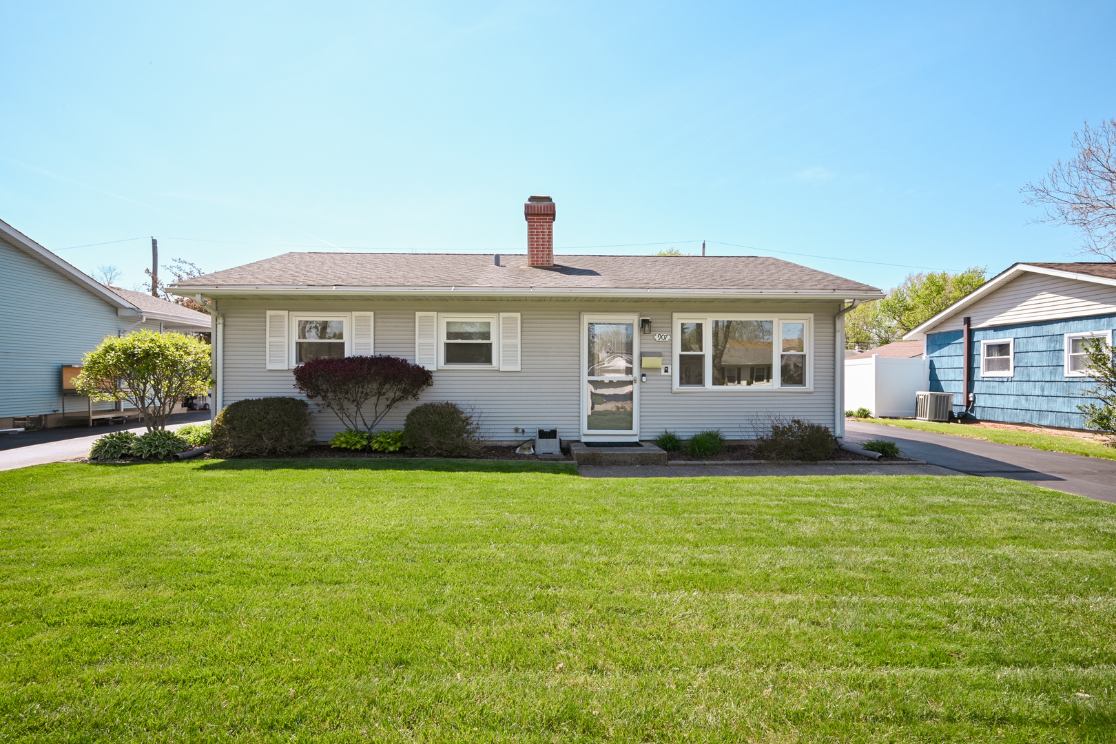 907 Lilac Lane