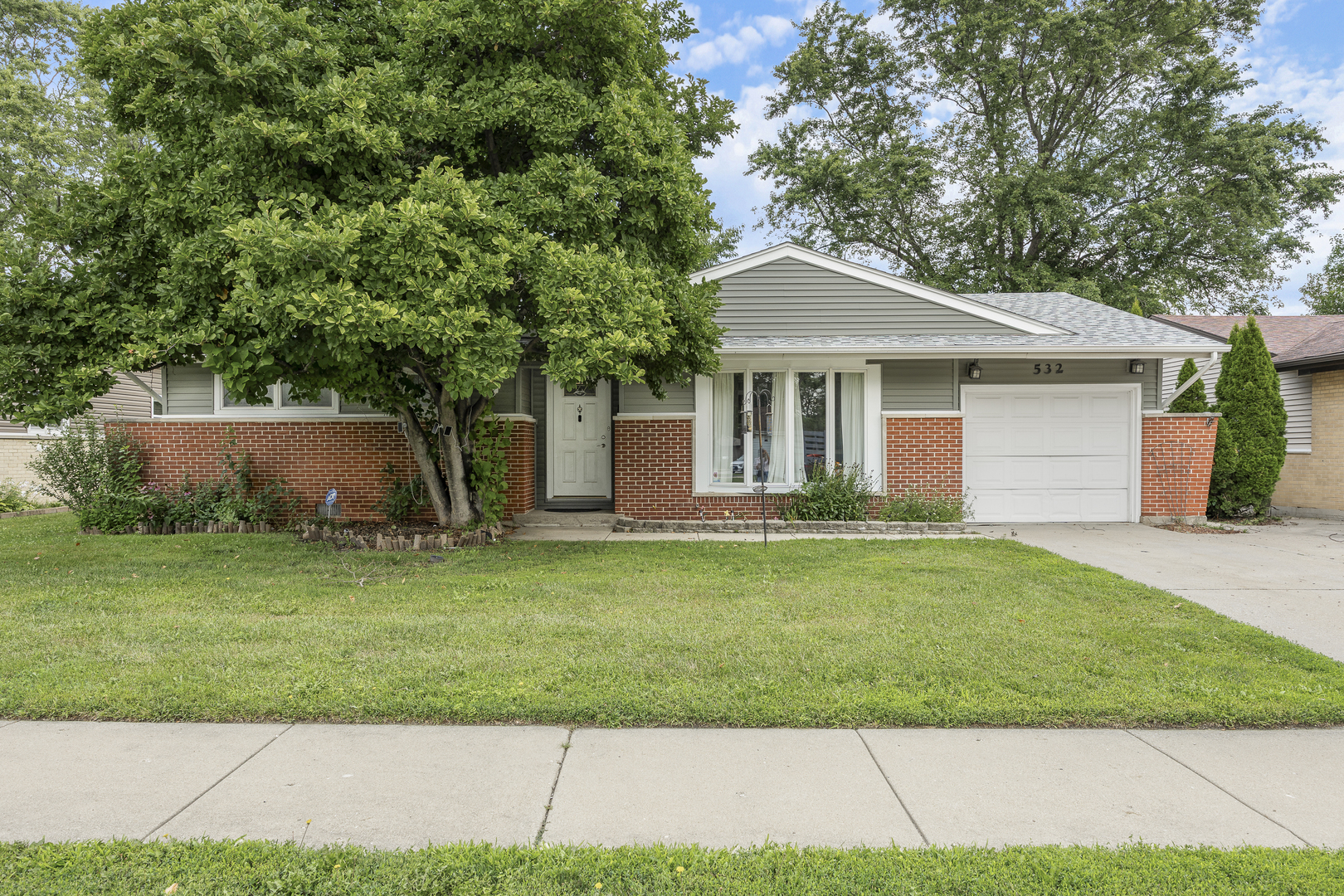 532 Landmeier Road
