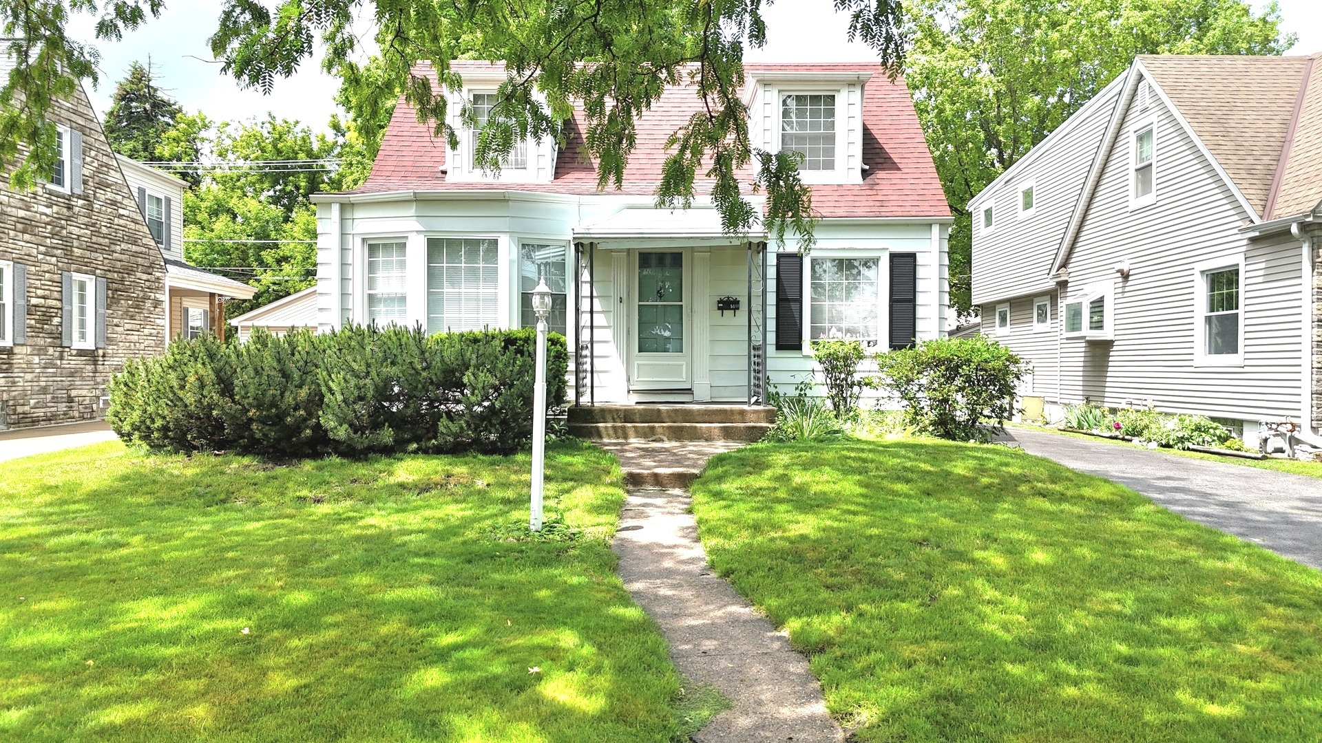 5116 Oconto Avenue