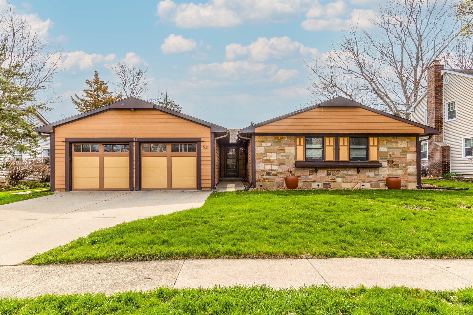 521 Castlewood Lane