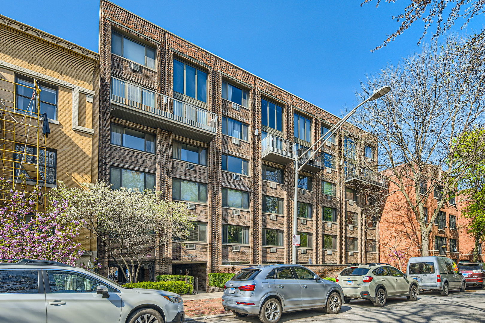 644 Arlington Place