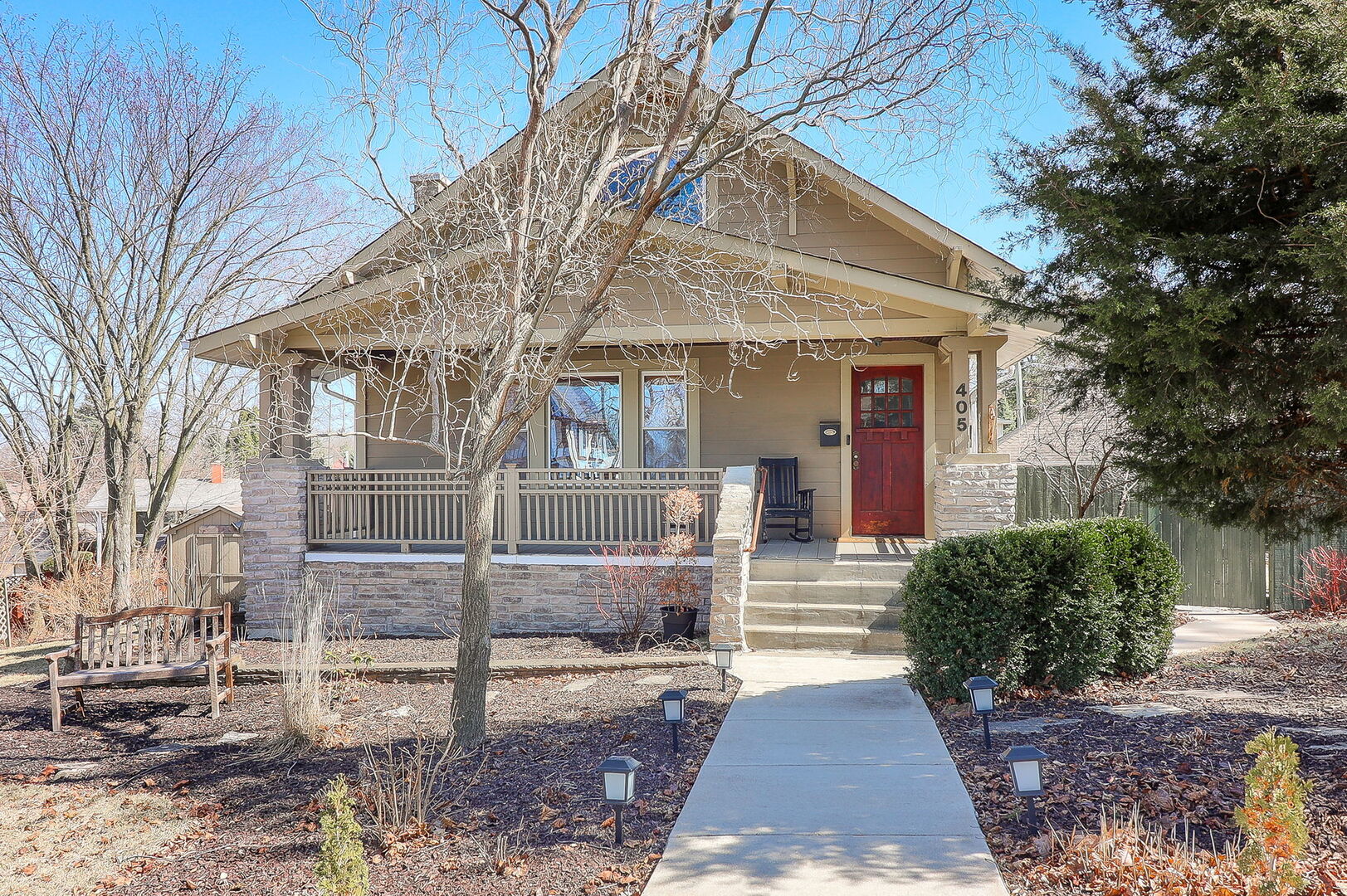 405 Singer Avenue