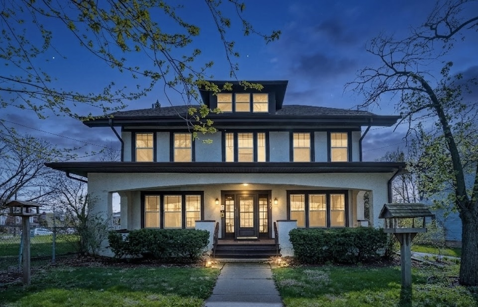 427 Benton Street