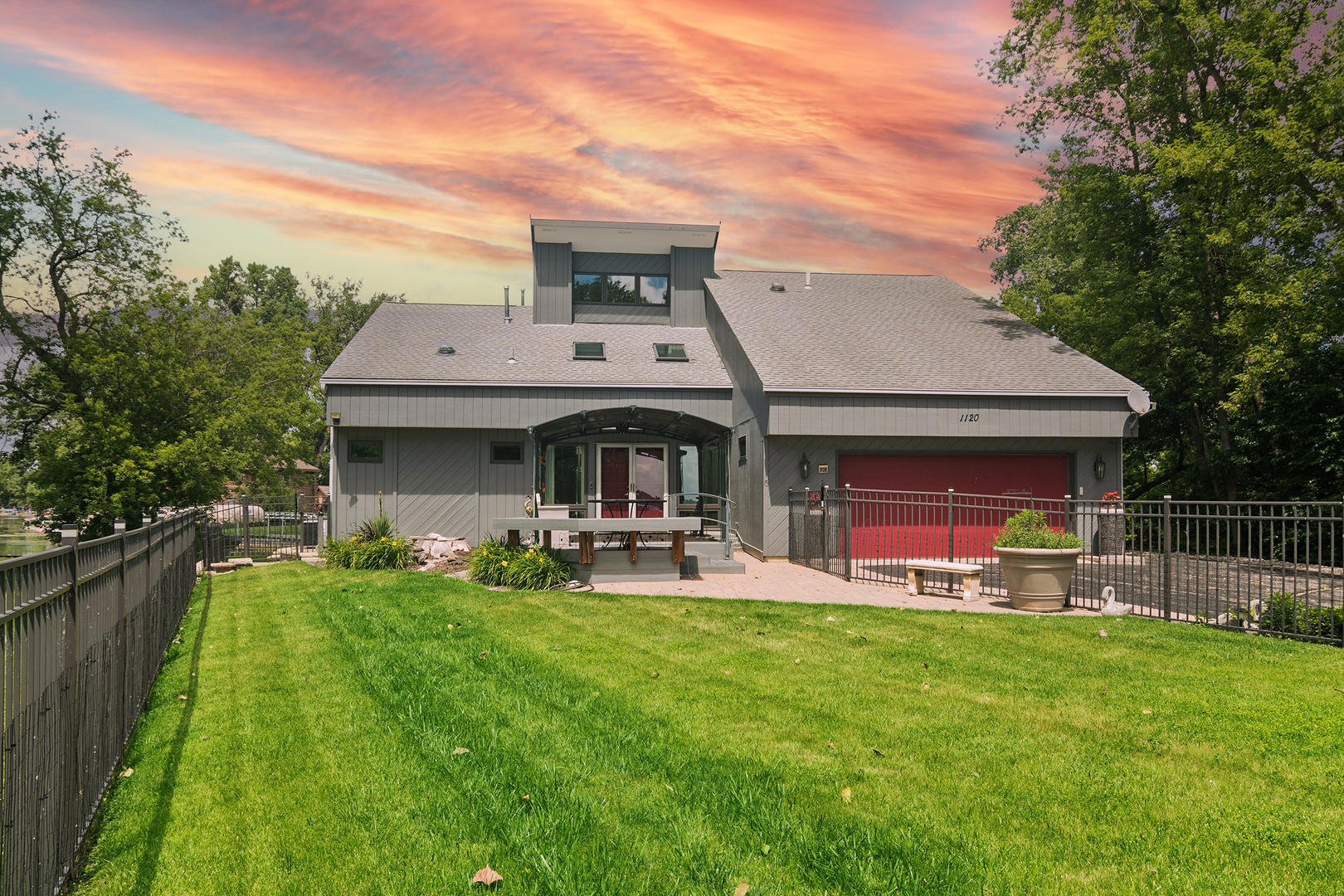 1120 Fortress Drive