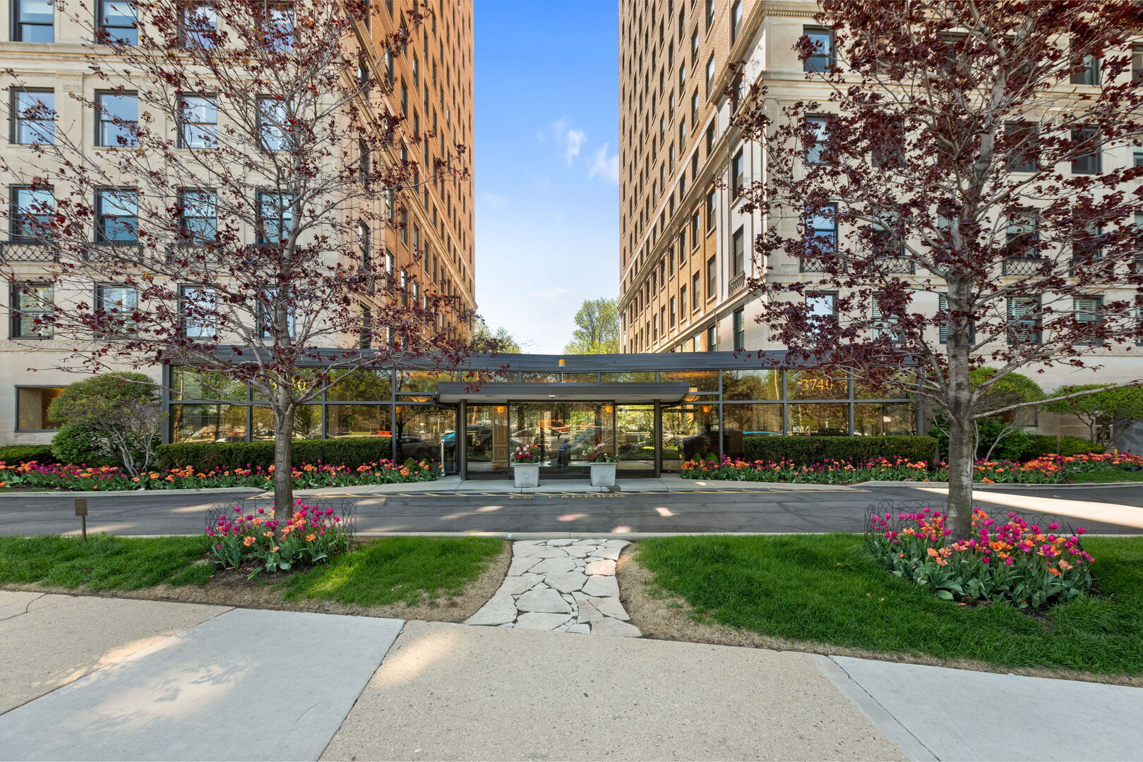 3730 Lake Shore Drive