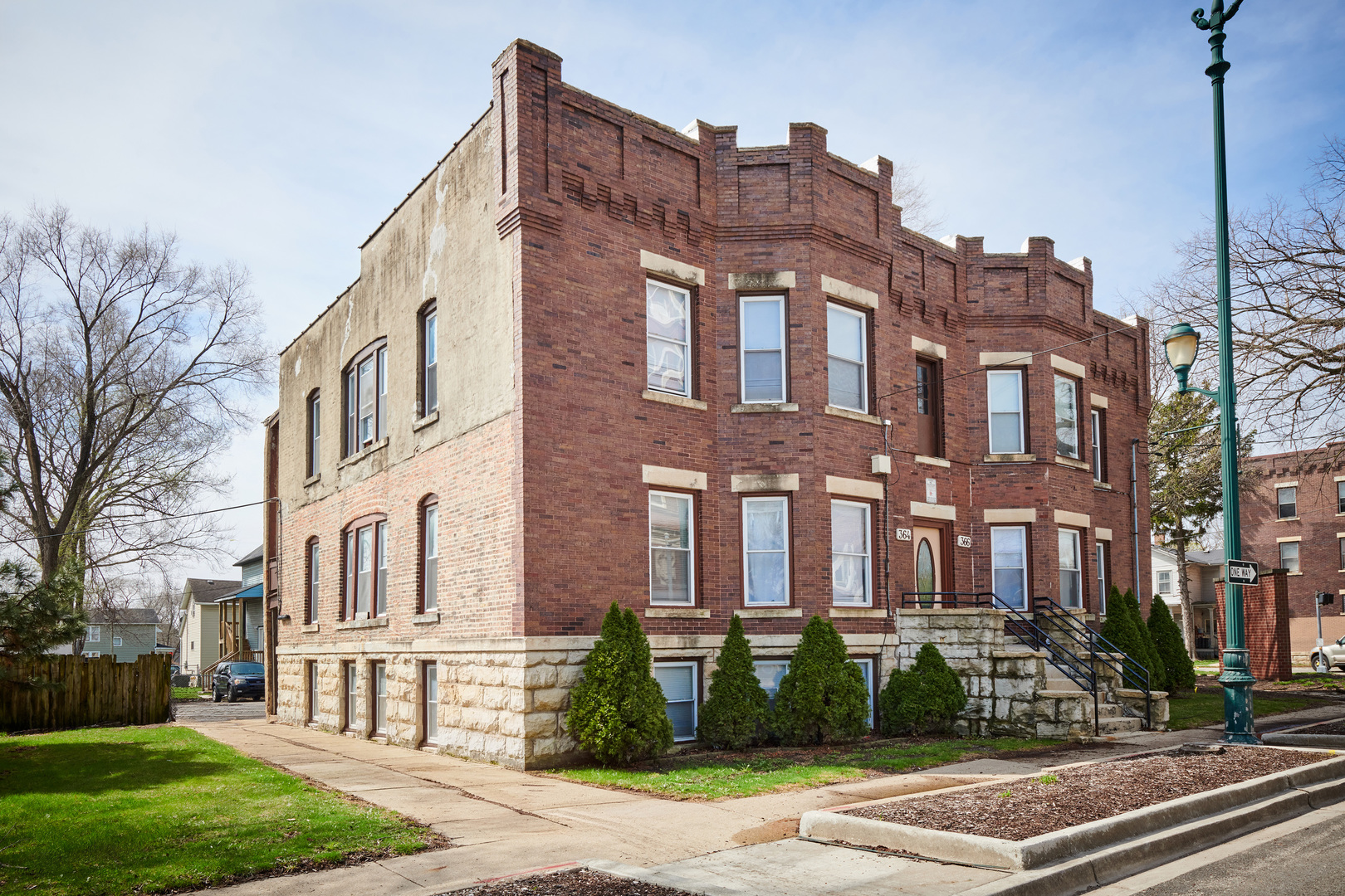 364-366 Western Avenue