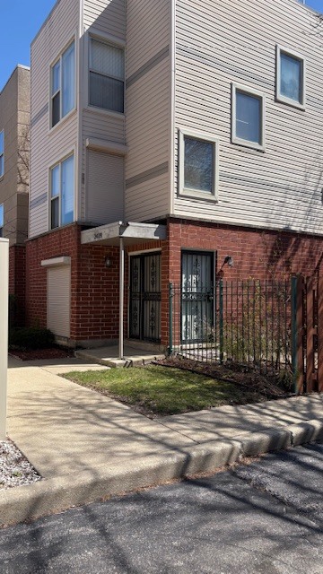 3439 Lexington Street