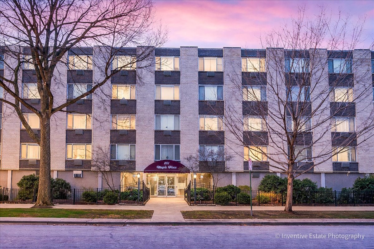 201 Maple Avenue