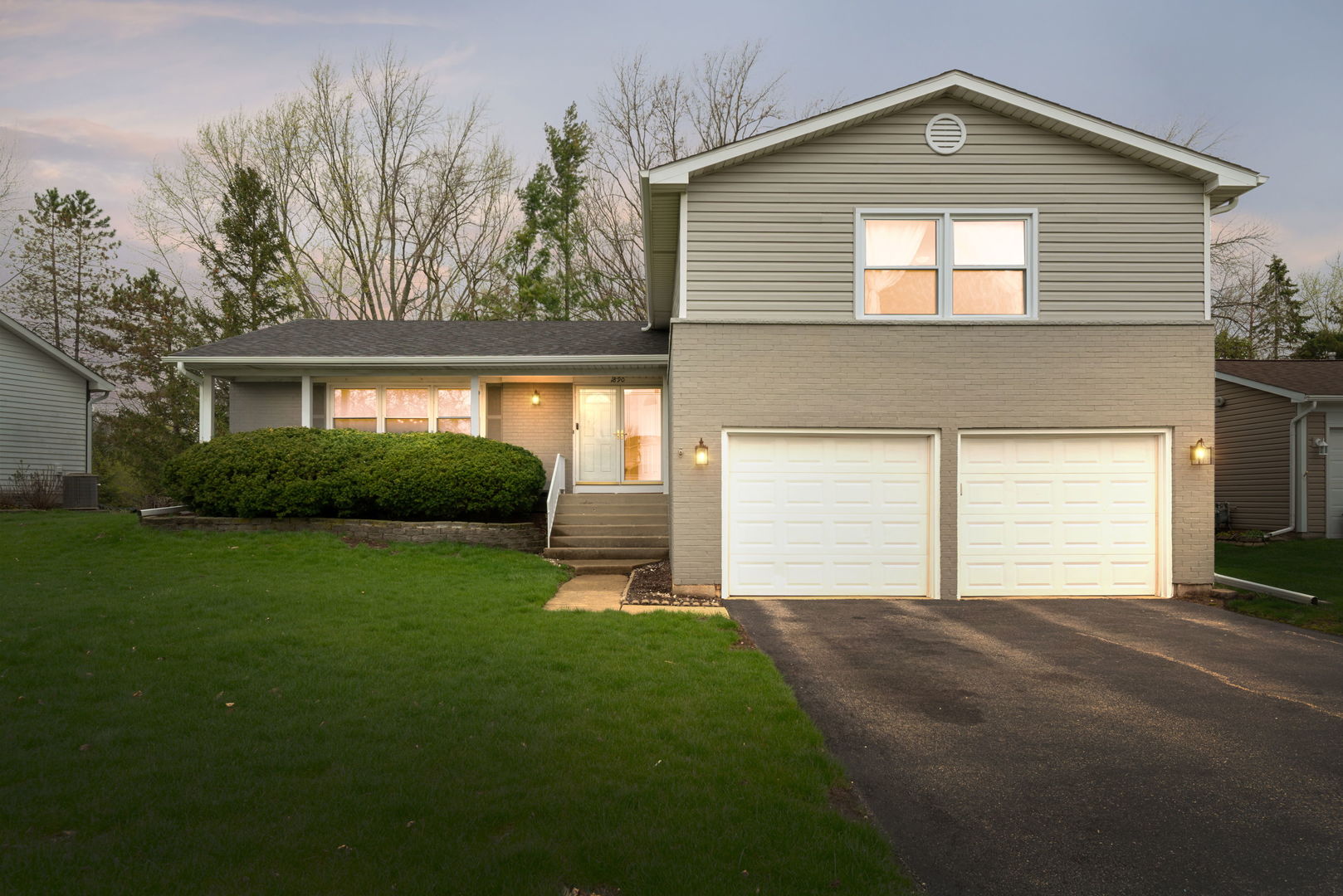 1890 Shorewood Drive
