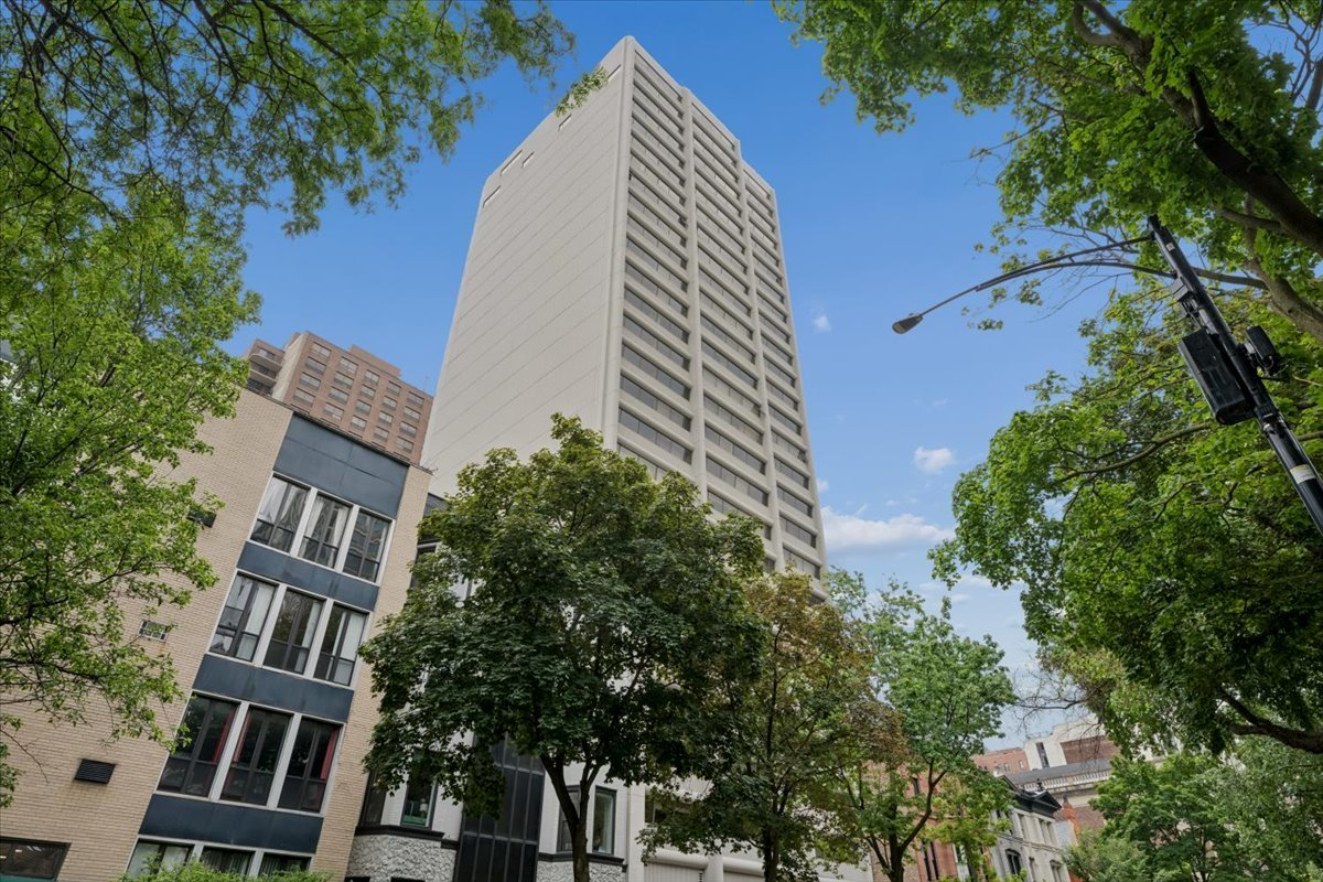 1415 Dearborn Street
