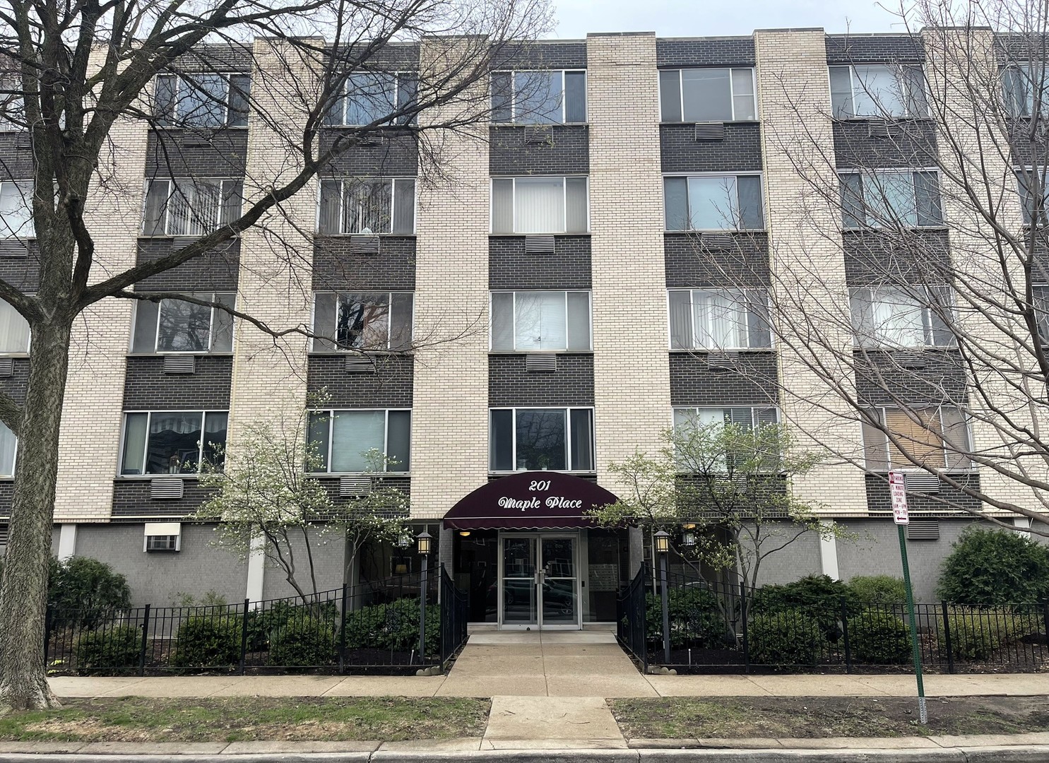 201 Maple Avenue