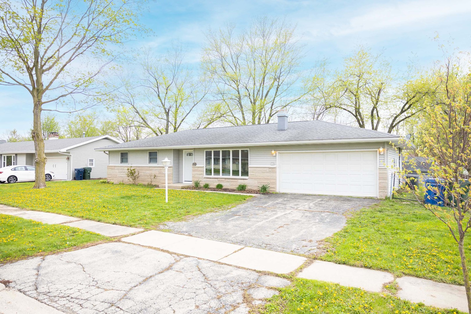 307 Illini Drive