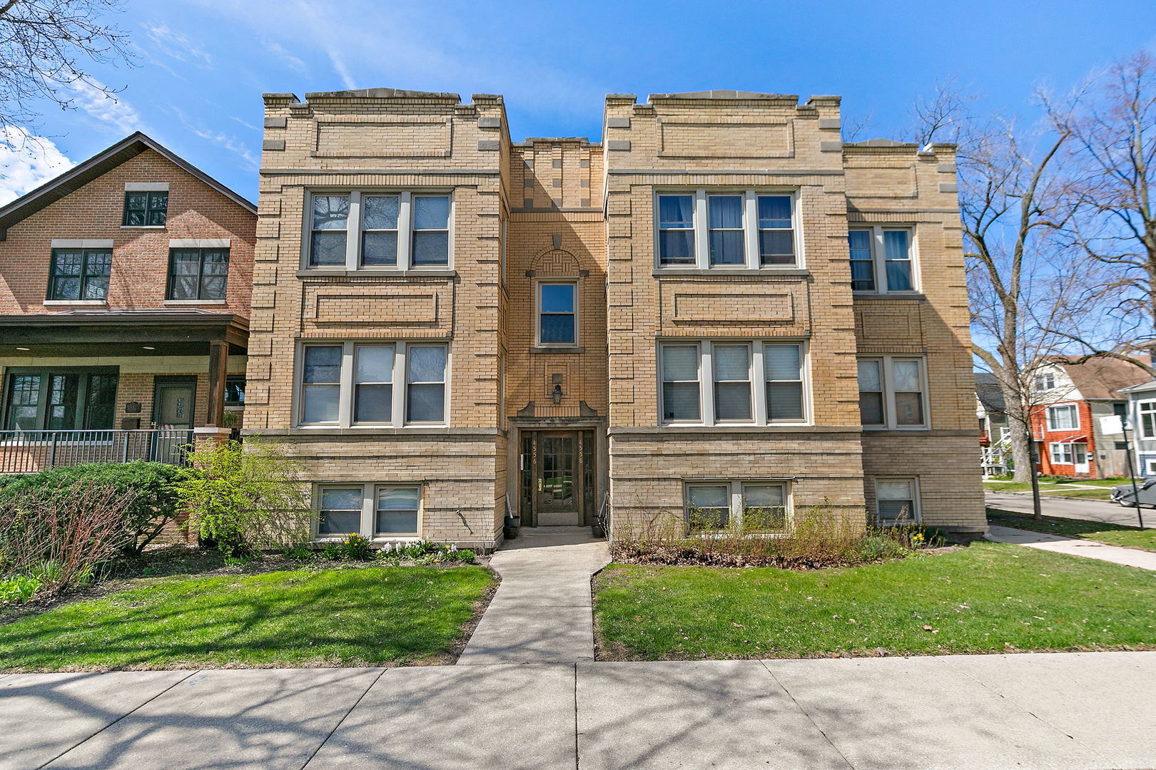 4556 Kostner Avenue