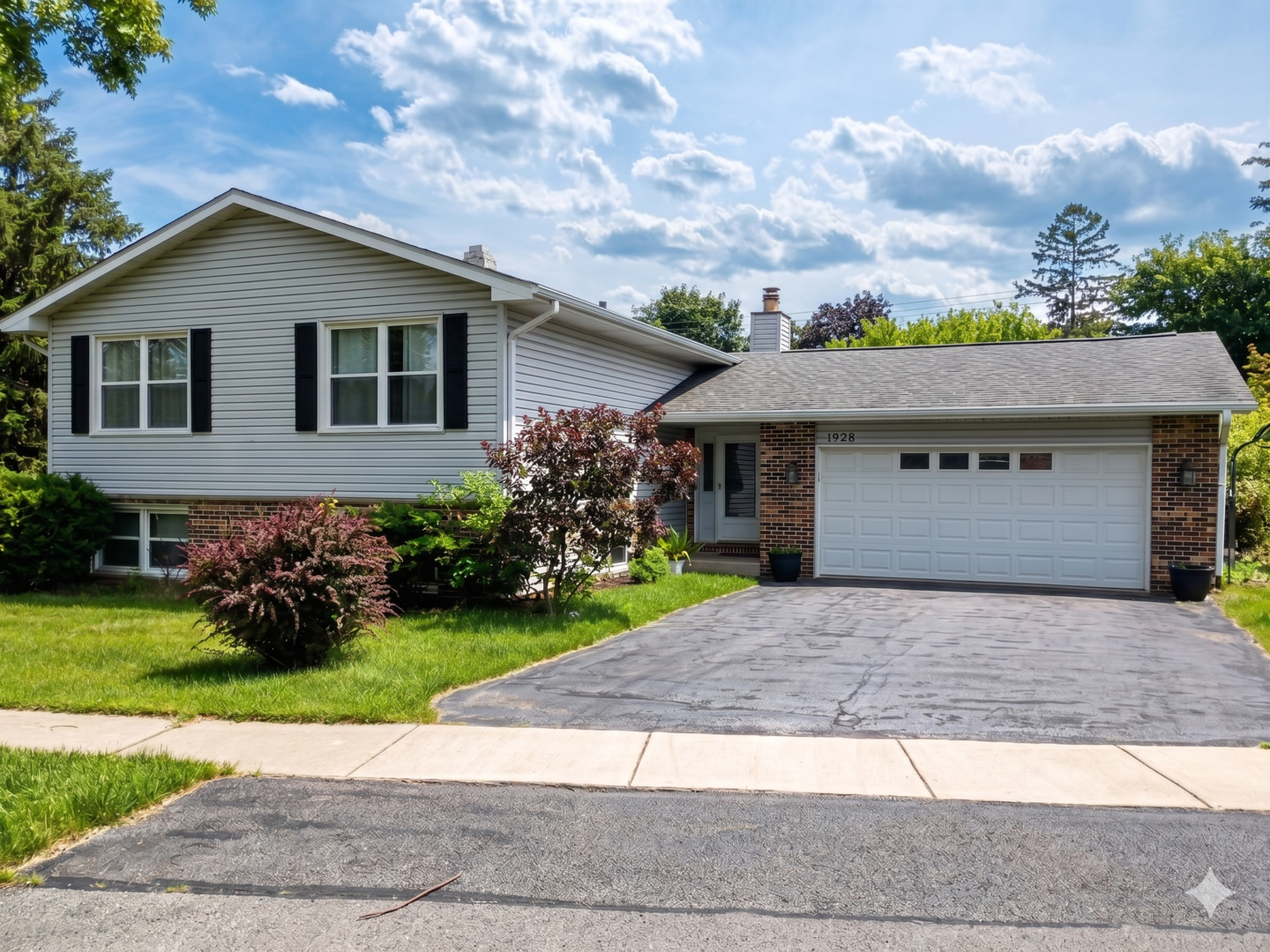 1928 High Grove Lane