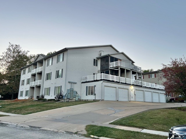 3828 Creek Hill Drive