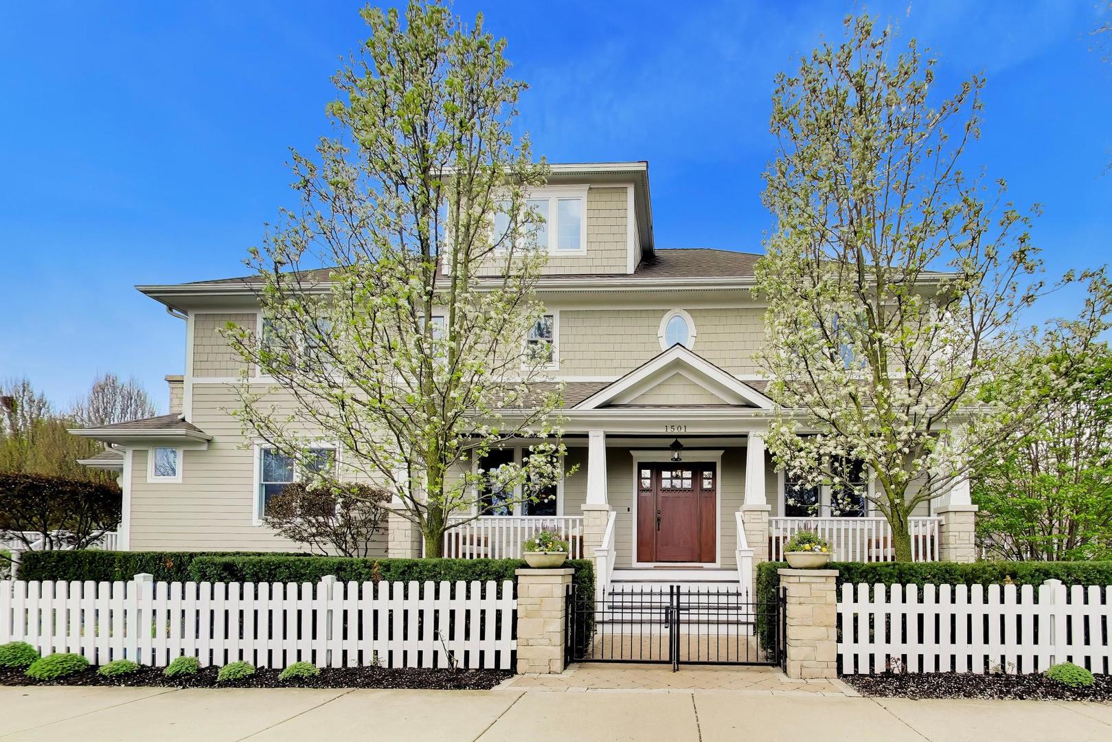 1501 CENTRAL Avenue