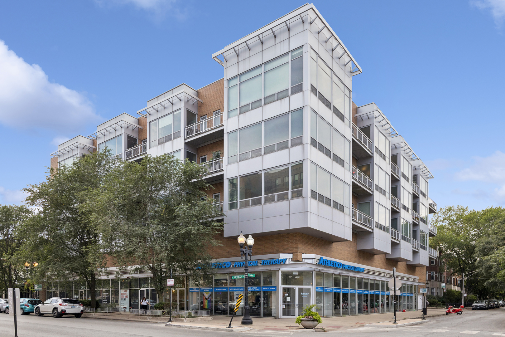 3920 Sheridan Road