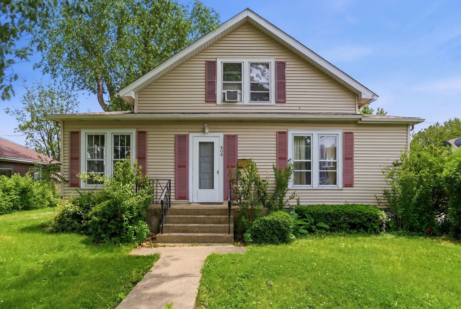 806 Richmond Street