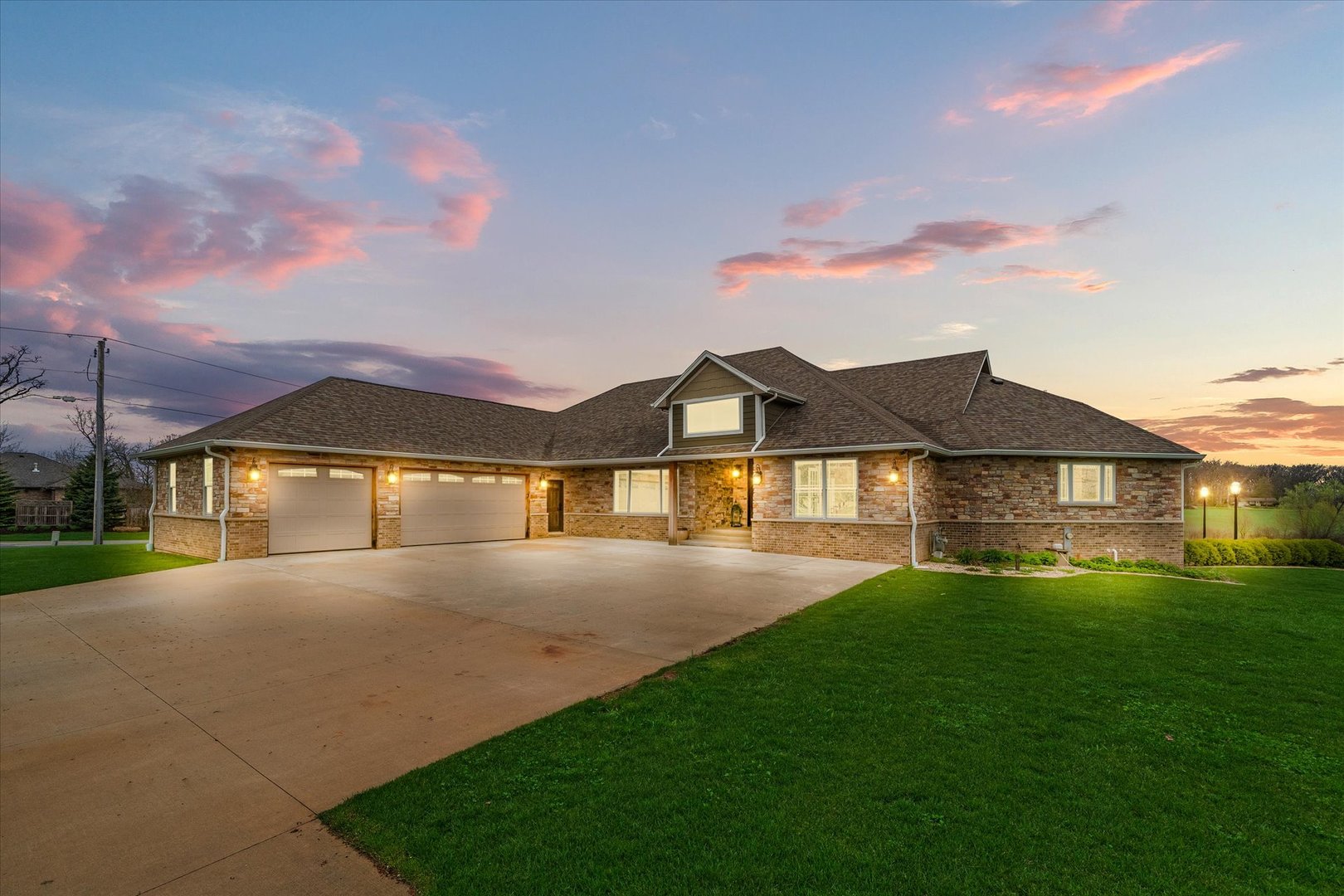 10016 Hickory Ridge Drive