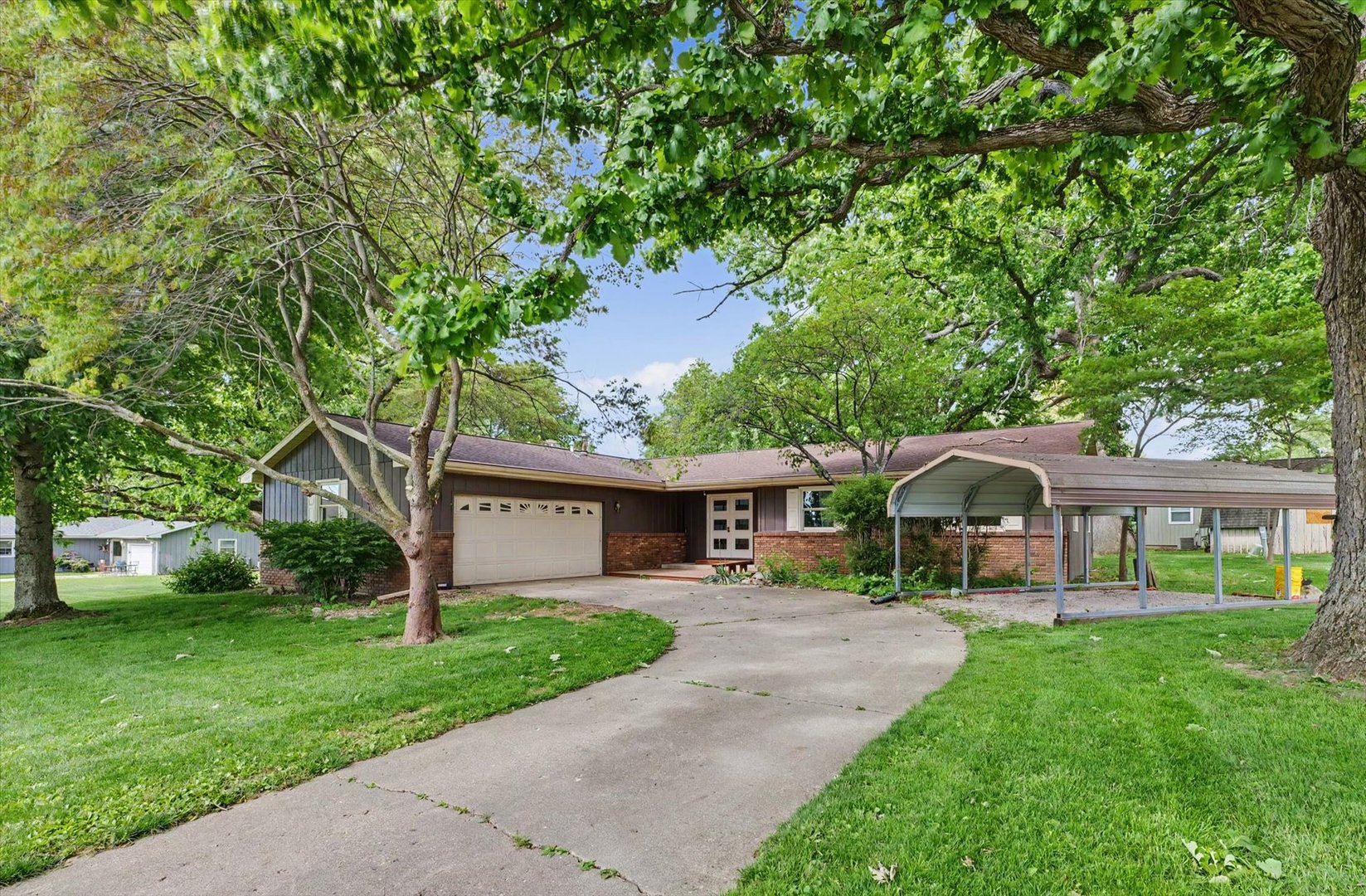 9 Dunlap Woods
