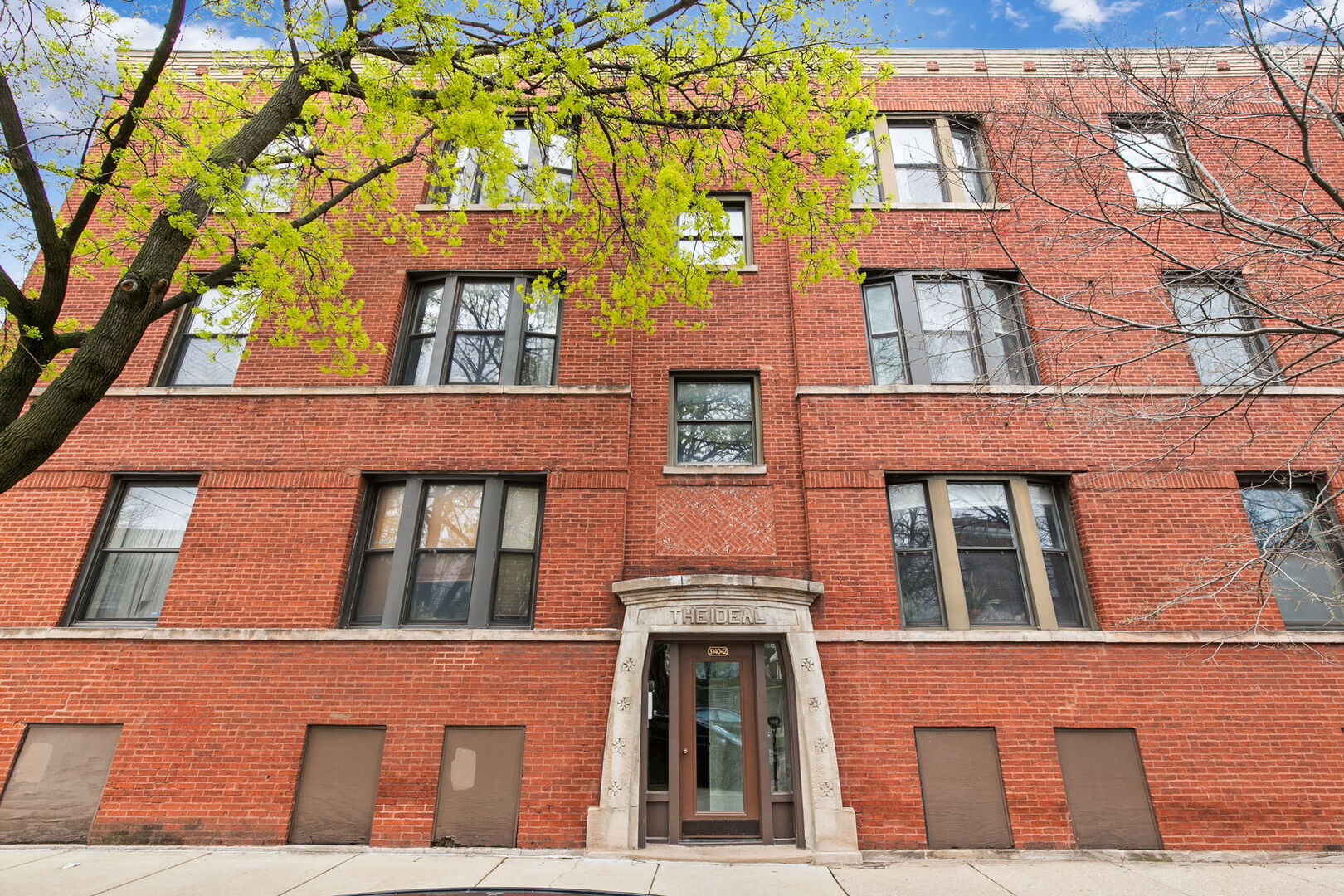 3142 George Street