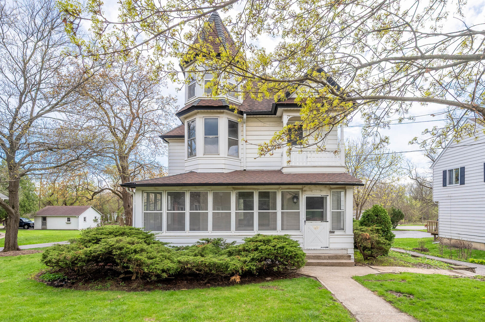 4221 Old Grand Avenue