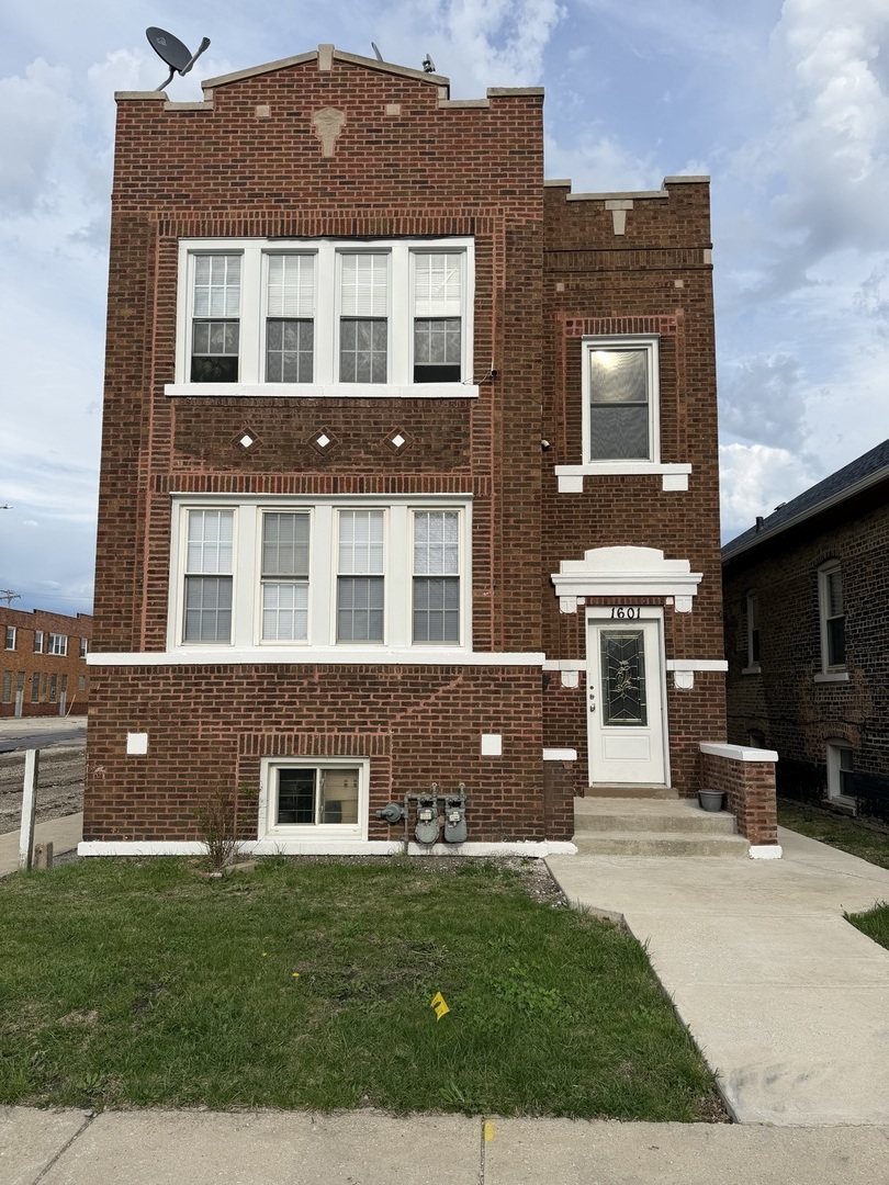 1601 48th Court