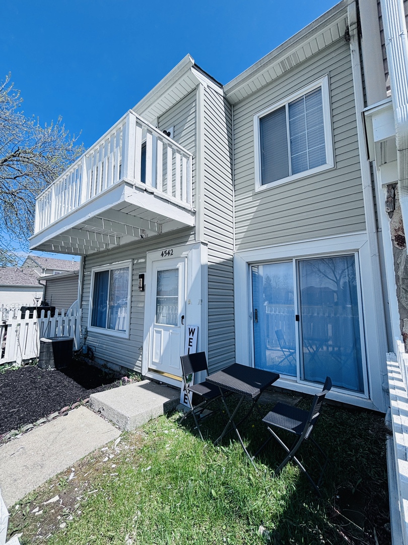 4542 Windsor Lane