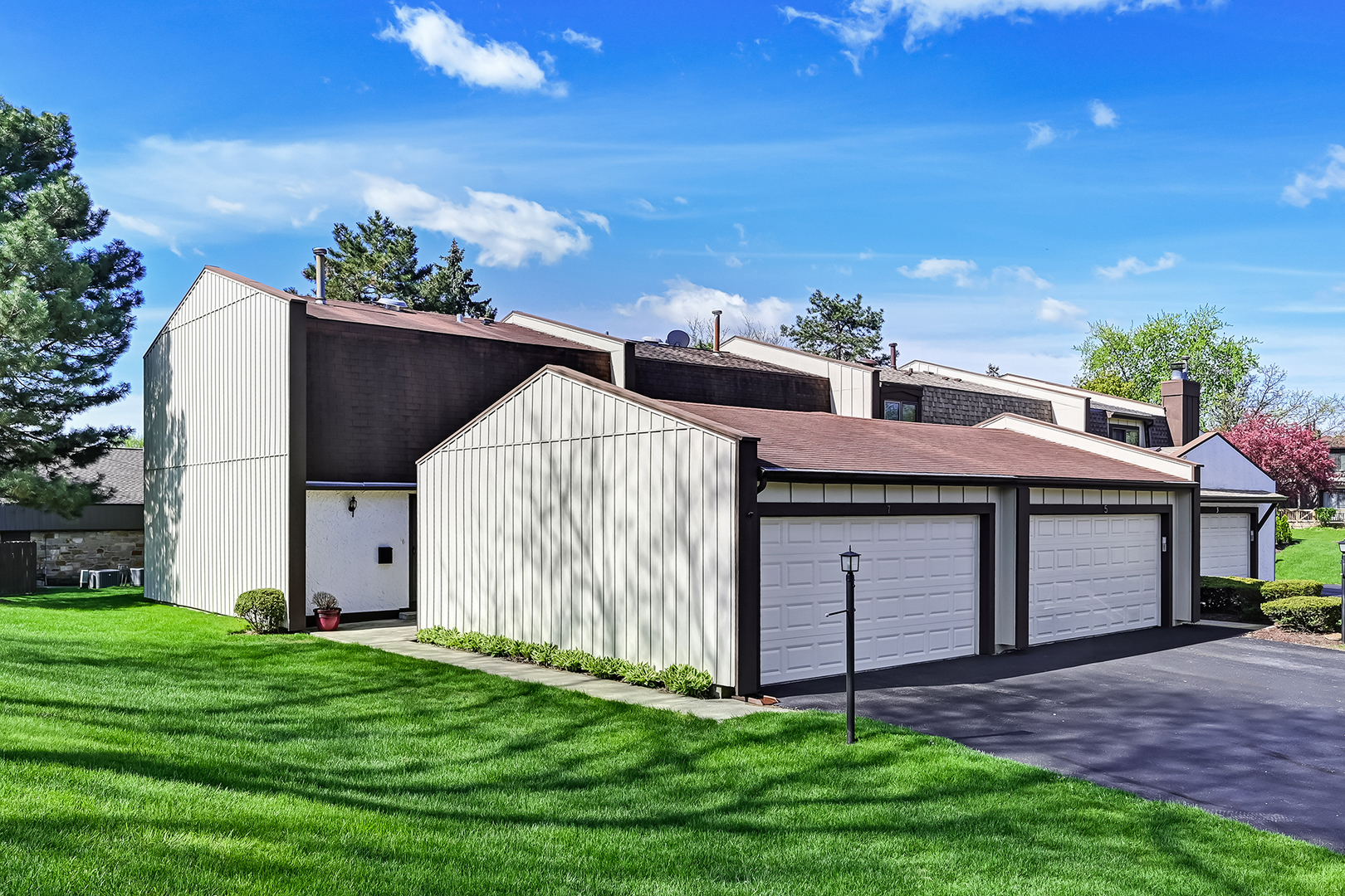 7 Nacona Lane
