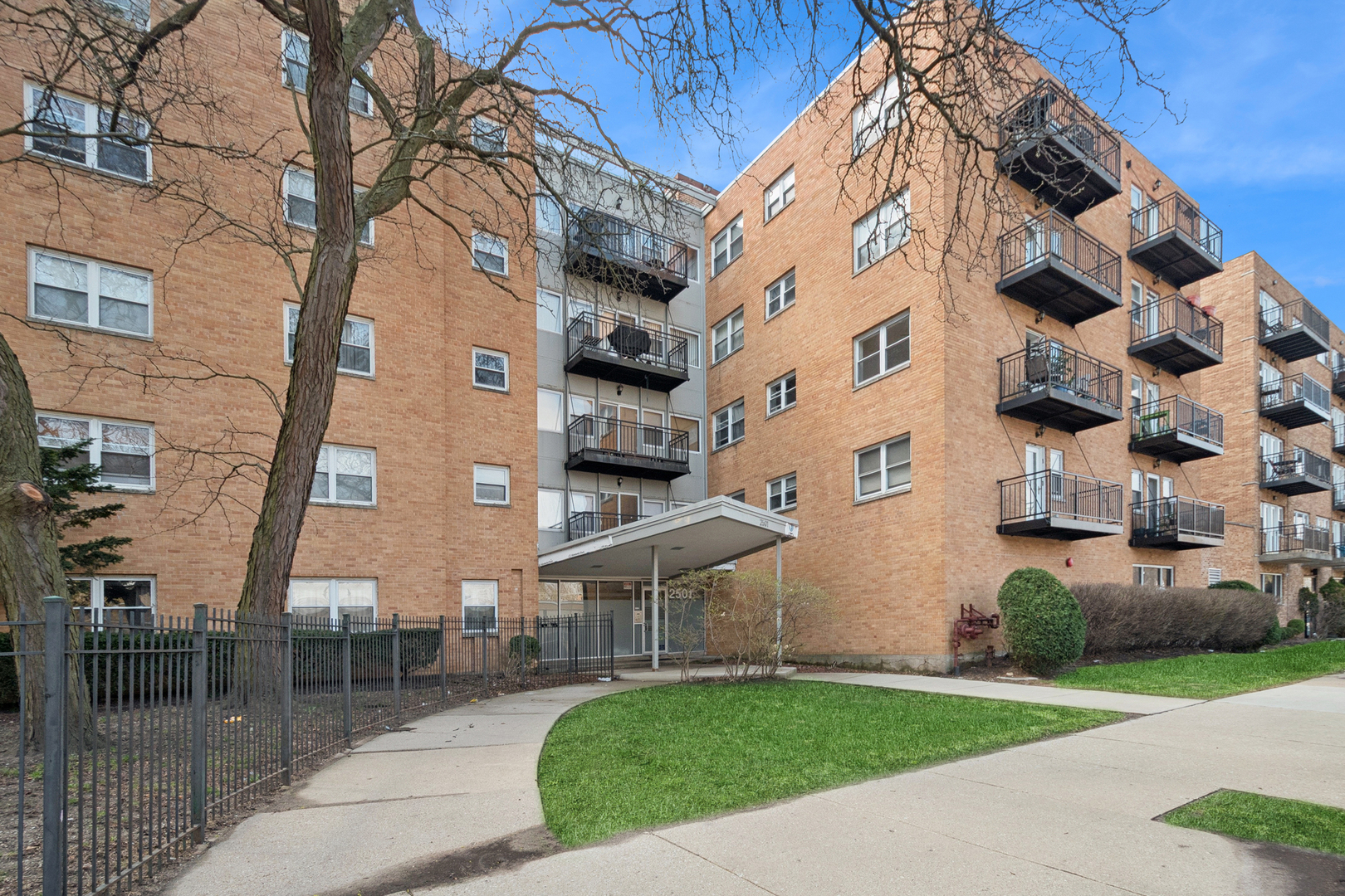 2501 Bryn Mawr Avenue