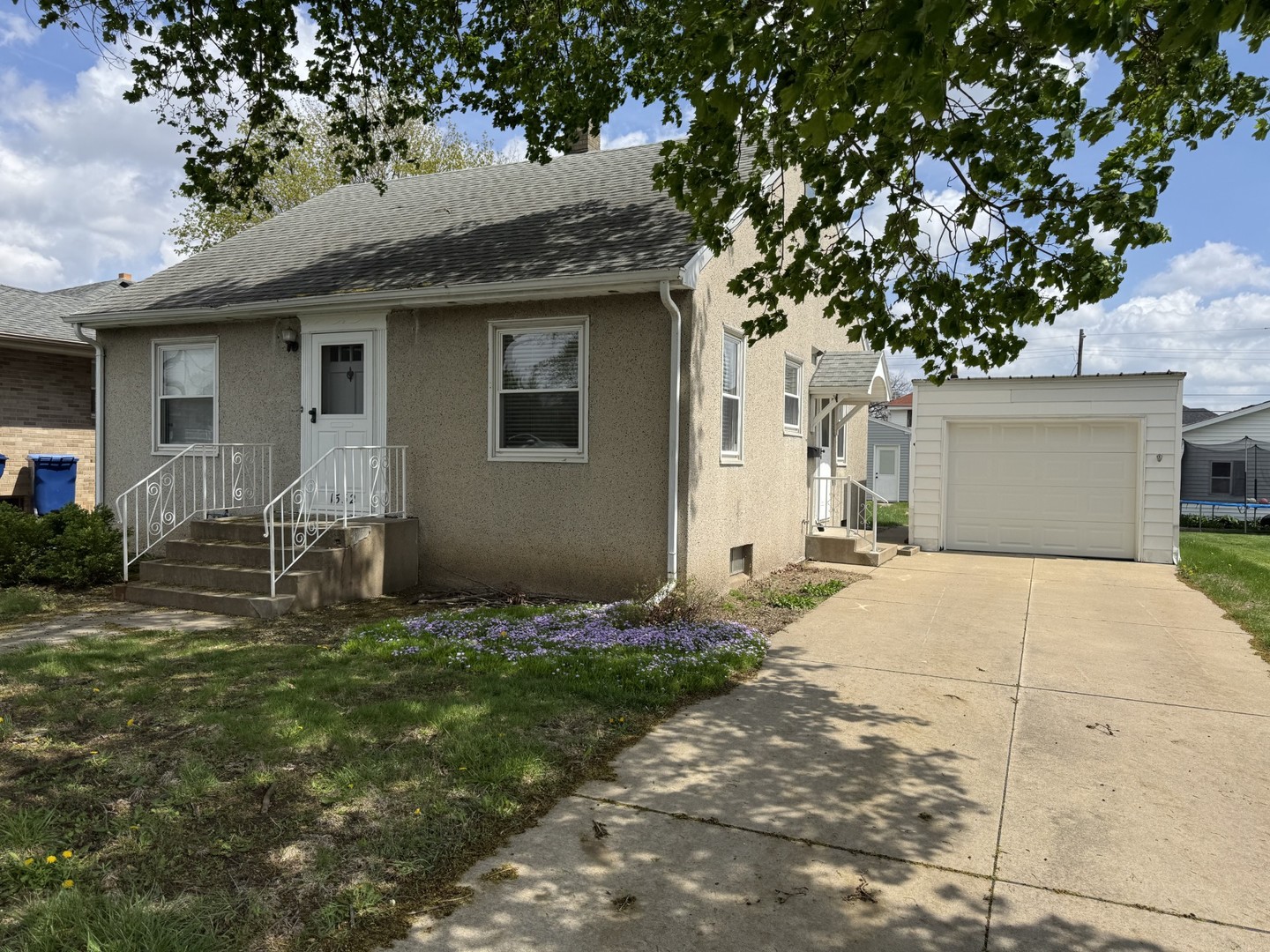 1532 Illinois Street