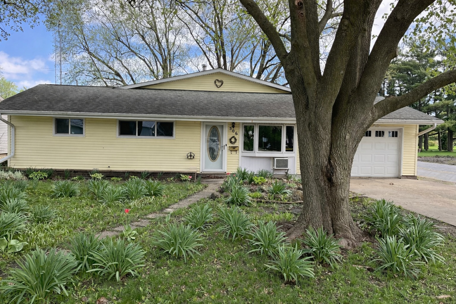 506 Parkside Drive