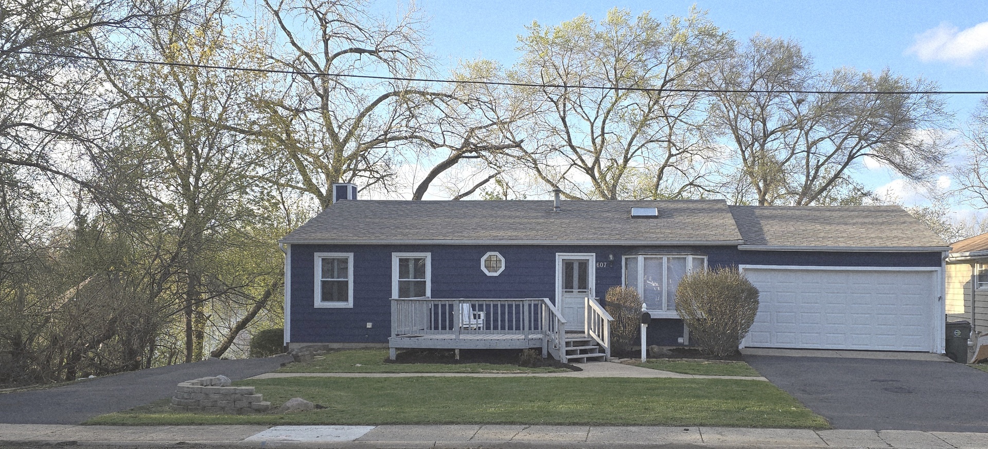 607 Orchard Street